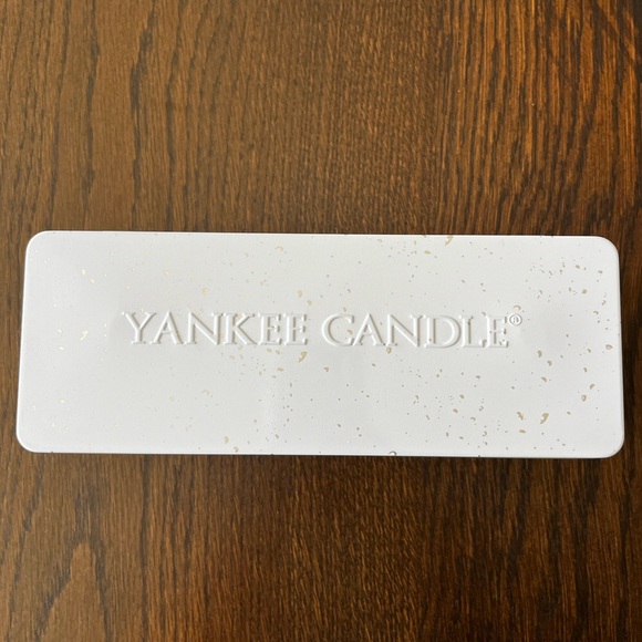 Yankee Candle Three Jar Candles Gift Set NWT - Picture 6 of 8